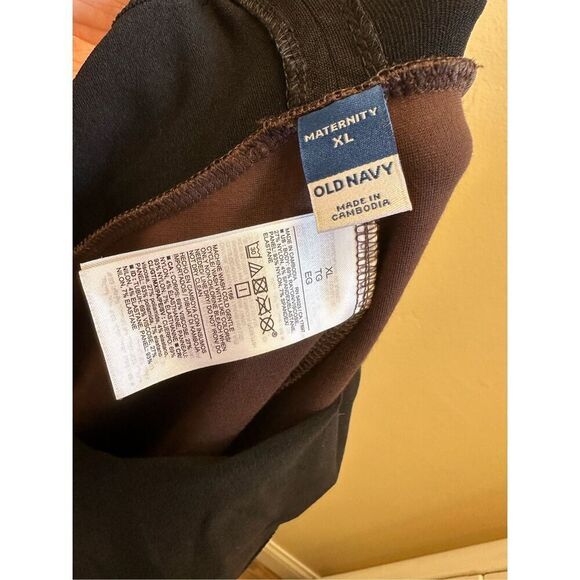 Old Navy Chocolate Brown Kick Flare Pull On Maternity Pants With Bellyband Size - Picture 5 of 5